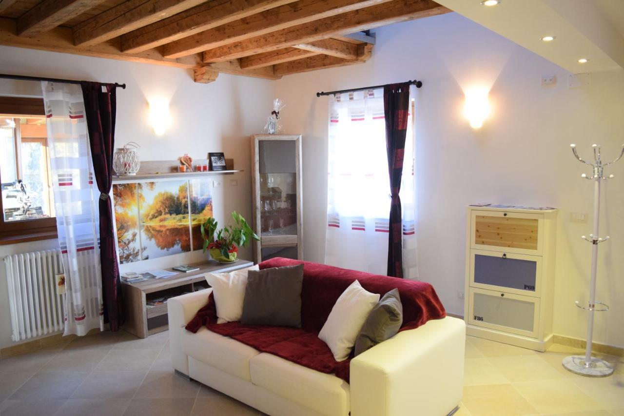 טרביסיו Casa Vacanza Cadorna Residence מראה חיצוני תמונה
